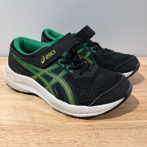 ASICS • Size 1 • RUNNING SHOES